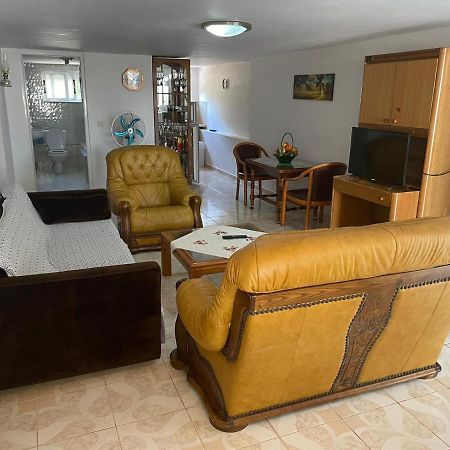 Apartamente Gleni Саранда Екстер'єр фото