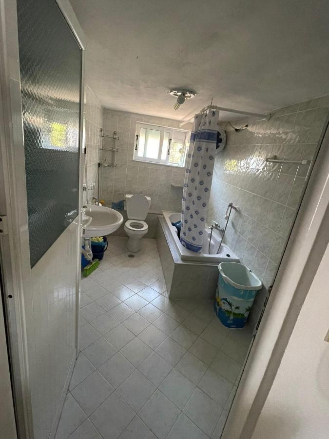 Apartamente Gleni Саранда Екстер'єр фото